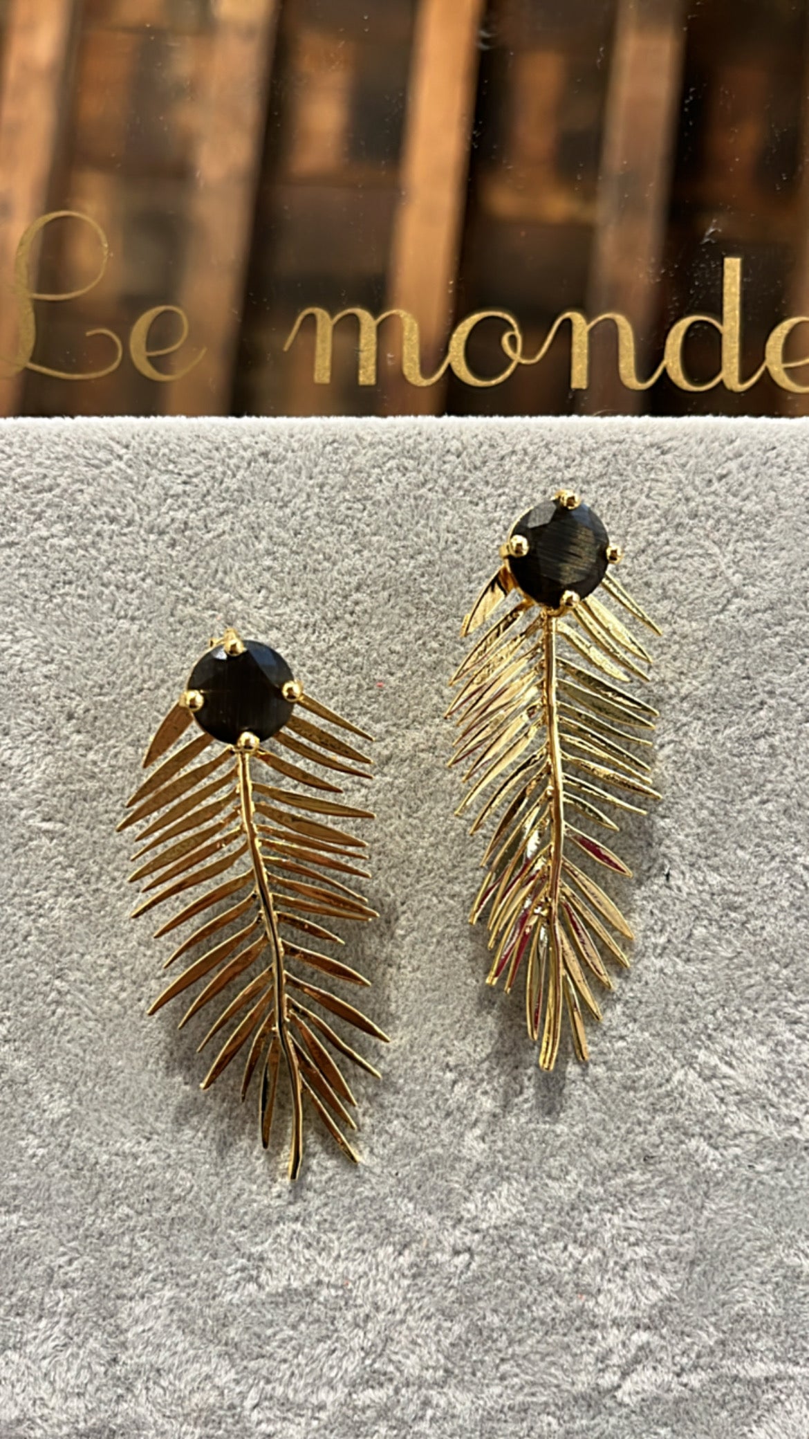 Pendientes Corinto Negros