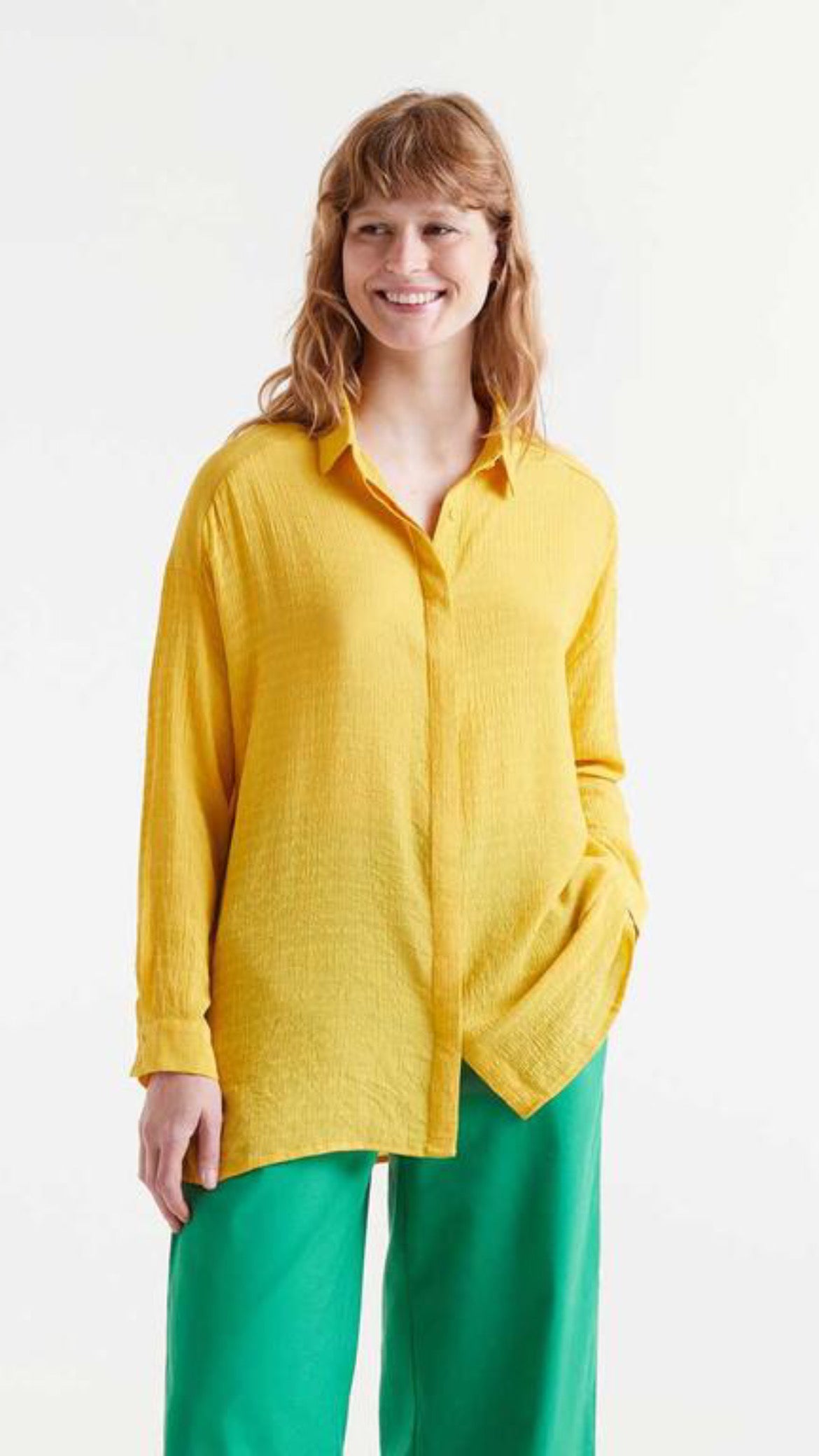 Camisa oversize fluida amarilla