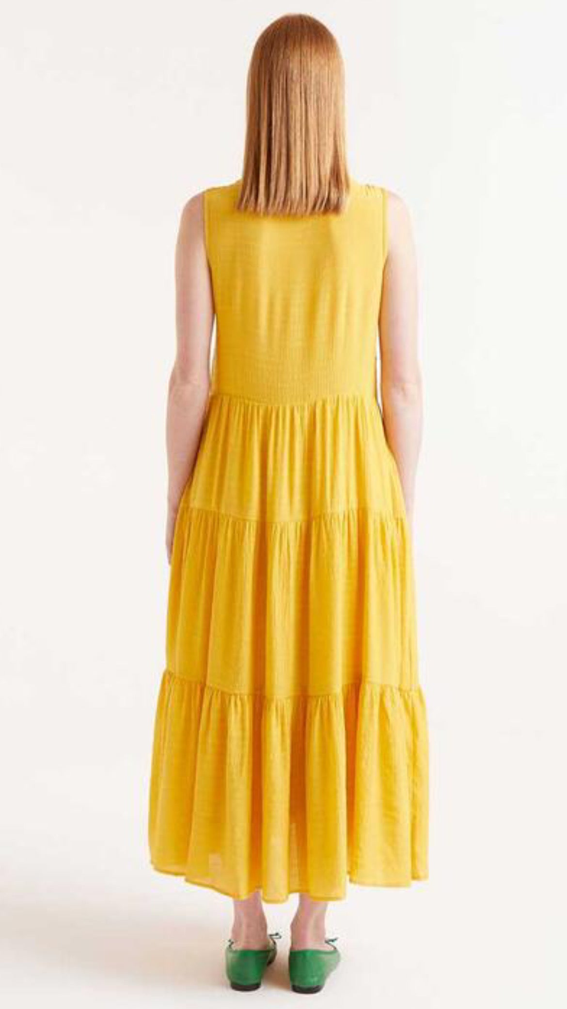 Vestido midi fluido amarillo