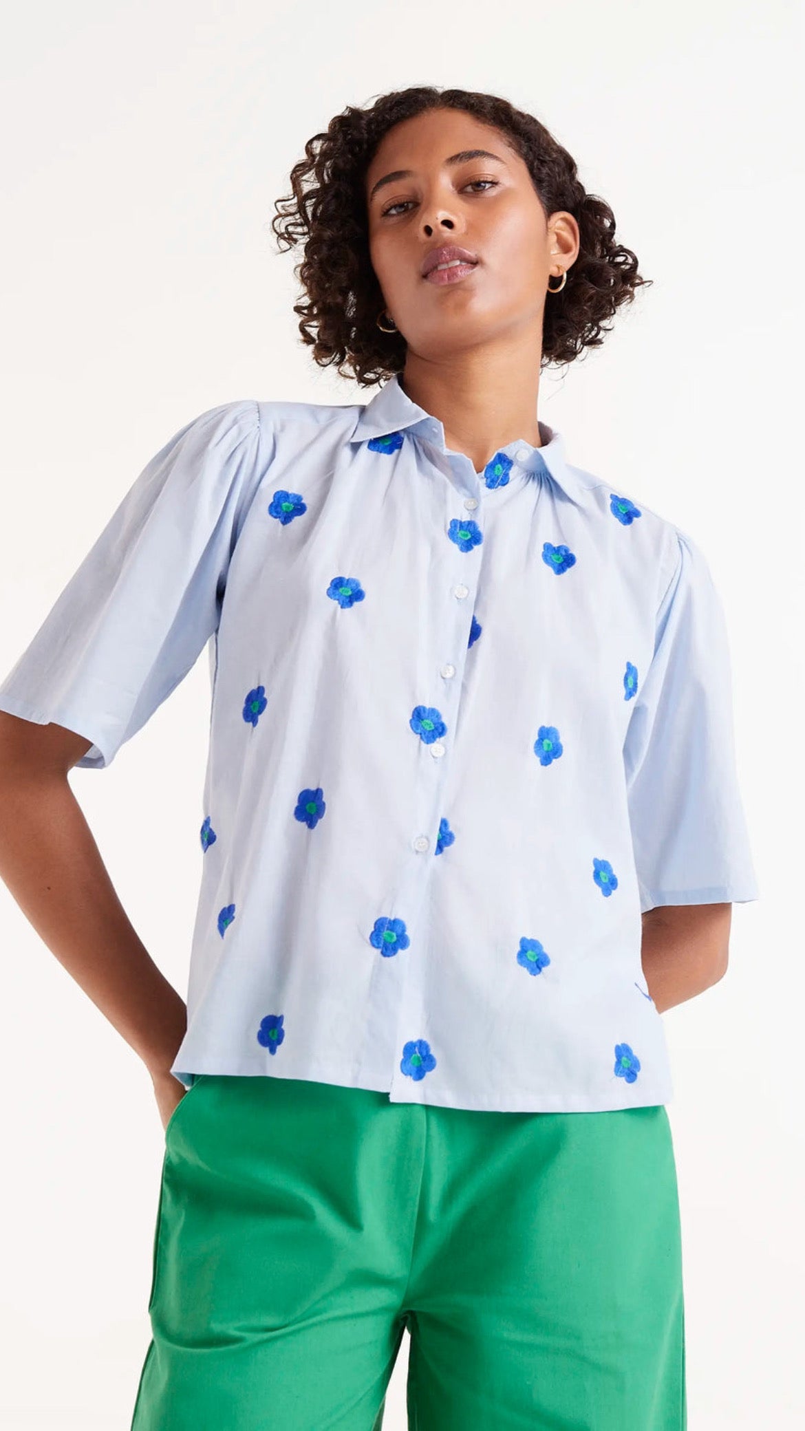 Camisa manga corta estampado flores